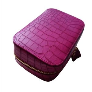 *NWOT* Trish McEvoy✨ Rare✨ Mini Makeup Planner